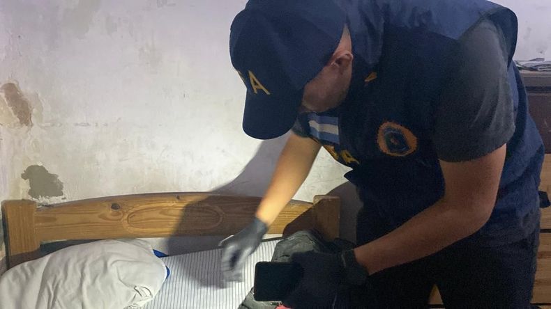Allanamiento de la Policía Federal.
