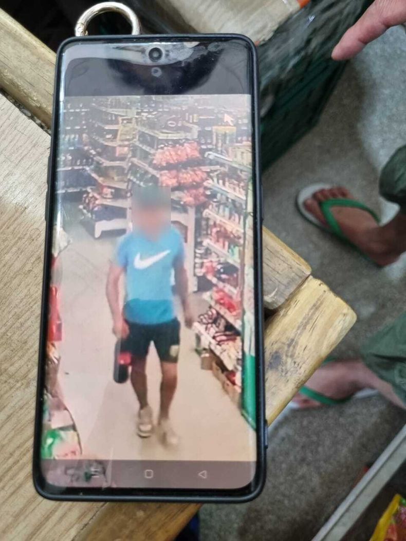 Las imágenes de las cámaras de seguridad del supermercado registraron con nitidez al sospechoso.