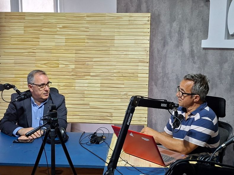 El fiscal Nelson Mastorchio durante el ciclo de streaming REPORTE LA OPINION. Desde la Fiscalía 3 presentaron todas las pruebas que acreditaron las seguidillas de robos protagonizados por el sospechoso para que el juez Julio Caturla desde el Juzgado de Garantías 2 ordene la detención.