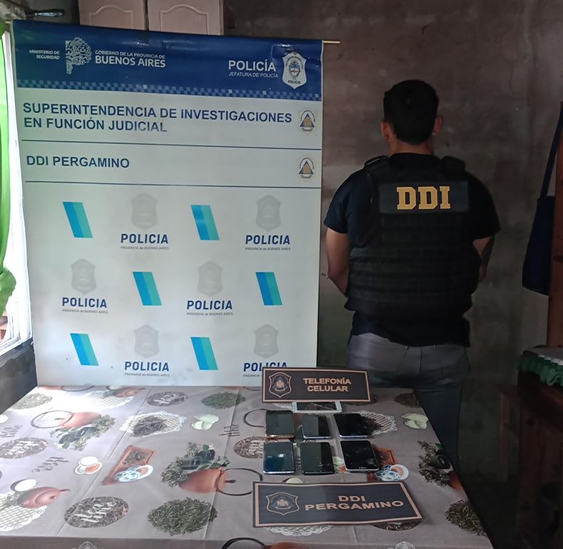 Los uniformados de la DDI Pergamino se desplegaron a Esteban Echevarría para allanar la casa del sospechoso.