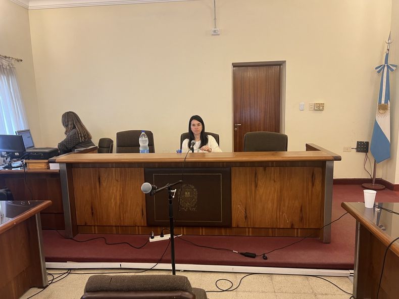 La jueza marcela Santoro preside el Tribunal Oral en lo Criminal 1 en este debate oral.