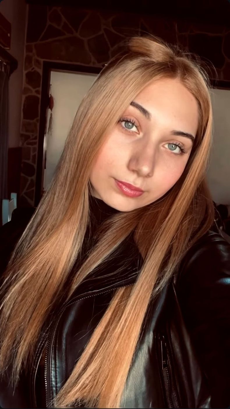 Isabella Díaz.