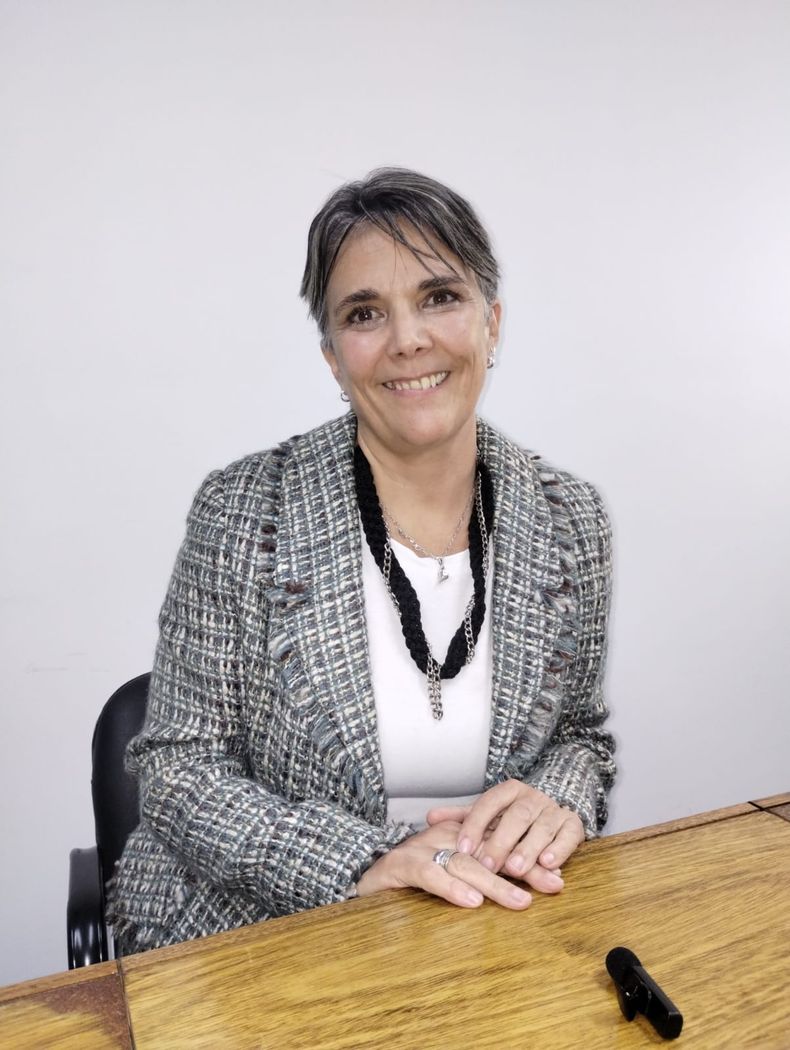 Laura Sánchez, impulsora de la Ley Ema que busca prevenir la violencia digital en las escuelas