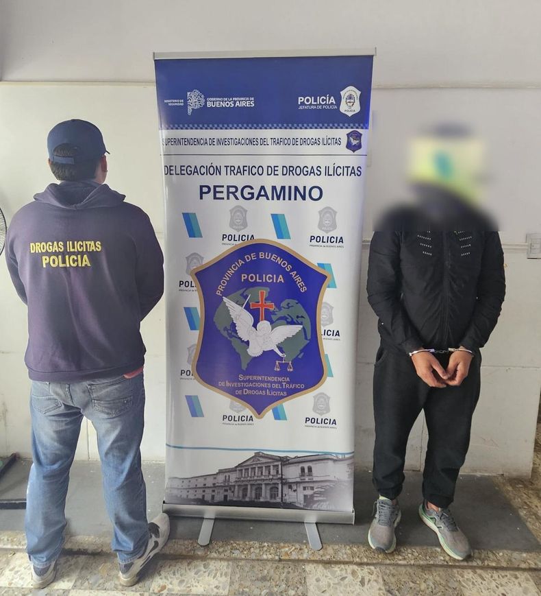 El morador de la casa allanada en Colón venía siendo investigado desde hace un tiempo por la Policía anti drogas.