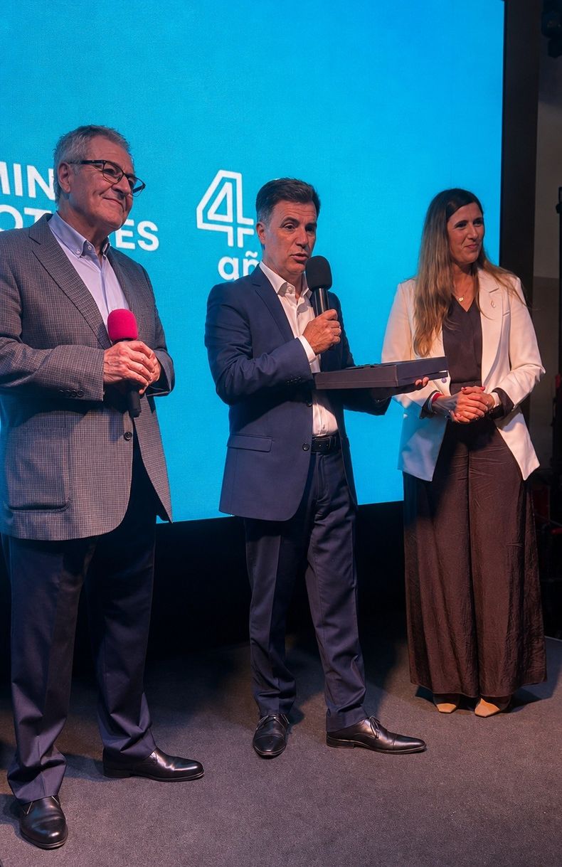 Juano Motta, Pablo Sibilla y Valentina Solari de Renault Argentina.