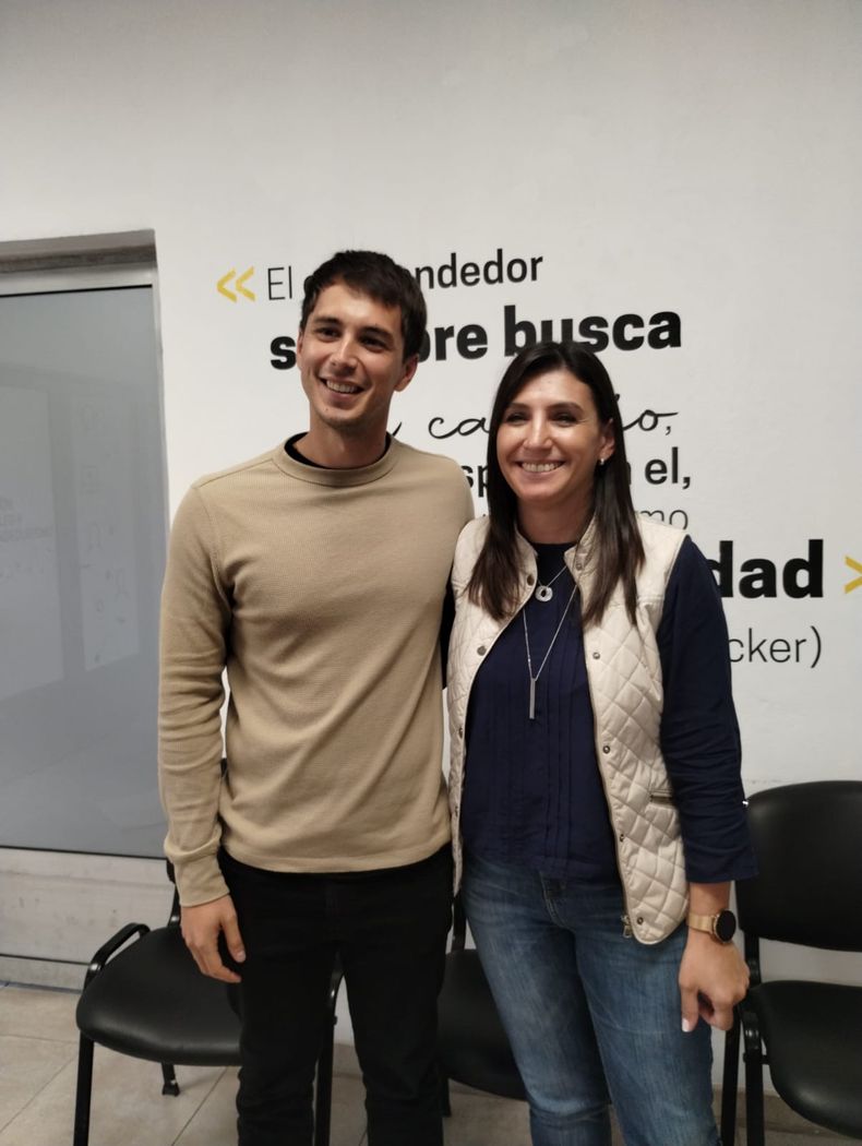 Eugenio Petinari de la Dirección de Empleo y Belén Busalacchi del área de Discapacidad.
