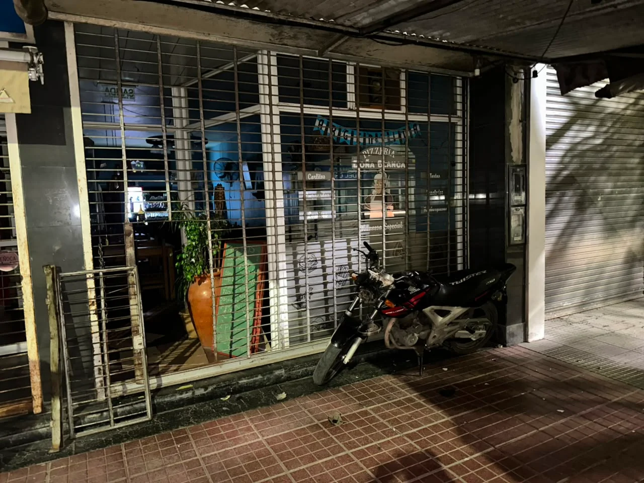 Pizzería Doña Blanca de avenida Yrigoyen y Venezuela en Pergamino